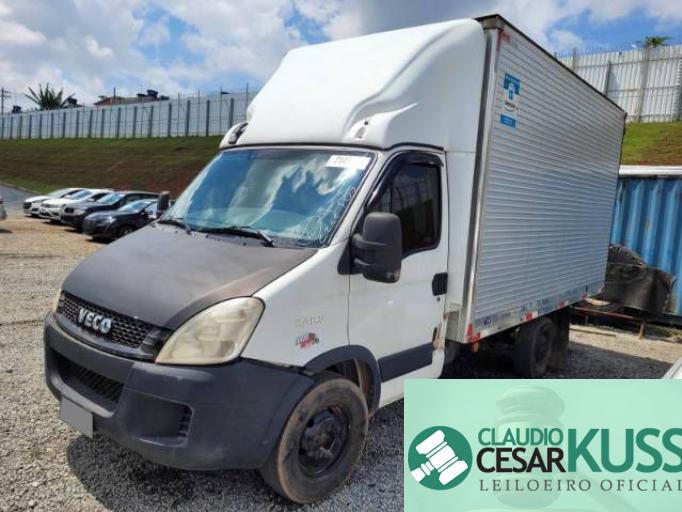 IVECO DAILY CHASSI 13/13 IVECO DAILY CHASSI 13/13